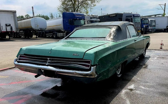 Dodge Monaco cena 49000 przebieg: 55000, rok produkcji 1968 z Skoczów małe 277